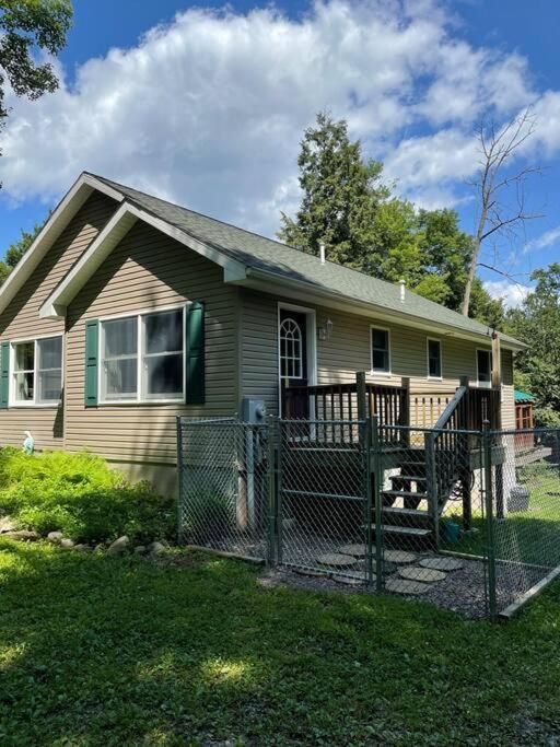 Falls Edge Farm Holiday home